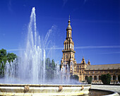 Fountain, Plaza de espana, Parque maria luisa, Seville, Andalucia, Spain.