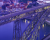 Ponte dom luis 1 bridge, Rio douro, oporto, Portugal.