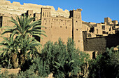 The world-famous kasbahs (= fortress) at Aït Benhaddou just south of the High Atlas mountains are under the auspices of the UNESCO. Southern Morocco.