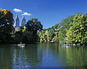 The Lake, Central Park, Manhattan, New York, USA