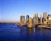 Brooklyn bridge, Downtown skyline, Manhattan, New York, USA