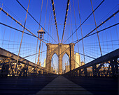 Brooklyn bridge, Downtown skyline, Manhattan, New York, USA