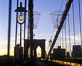 Brooklyn bridge, Downtown skyline, Manhattan, New York, USA