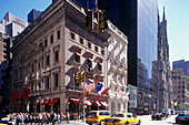 Cartier jewelers, Fifth Avenue, Manhattan, New York, USA