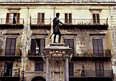 Statue of Charles V, king of Spain and Sicily, Palermo. Sicily. Italy