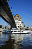 Cathedral of Christ the Saviour, Moscow River, Moscow. Russia