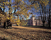 Germany: Düsseldorf-Kalkum, North Rhine-Westphalia, Kalkum Castle, autumn