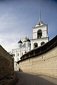 Holy Trinity cathedral, 1699, bell tower. Fortifications wall. Kreml. Pskov. Russia.