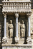Saints. Bas-reliefs. Saint Trophime church. Arles. Bouches-du-Rhône. Provence. France.