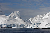 Neumeyer Channel. Antartic Peninsula