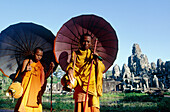 Monks in Angkor Wat. Angkor. Siem Reap. Cambodia