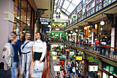 Girls shopping. Sydney. Australia.