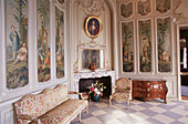 Lounge with Chinese decoration at Merville palace. France