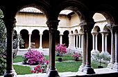 Cloister. Cathedrale Saint-Sauveur. Aix-en-Provence. Bouches du Rhone. Provence. France