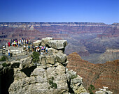 Tourists, Mather point viewpoint, Grand canyon, Arizona, USA.