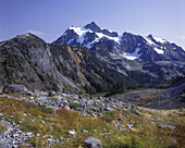 Scenic mount shuksan, Cascades national park, Washington state, USA.