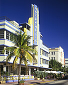 Street scene, Ocean drive, Miami beach, Miami, Florida, USA.