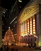American flag, Christmas, Wall Street stock exchange, New York, USA.