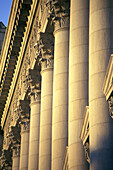 Columns, United states customs house, Manhattan, New York, USA.