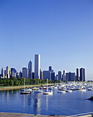 Lakeshore skyline, Chicago, Illinois, USA.