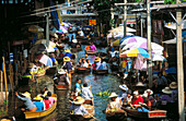Damnoen Saduak Floating Market. Bangkok. Thailand