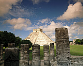 The Castle (Pyramid of Kukulcan), Chichén Itzá. Yucatán, Mexico