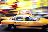 Yellow cab, New York City, USA