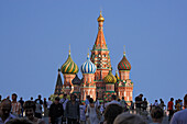 Basilius Kathedrale am südlichen Ende des Roten Platz, eigentlich Kathedrale des Basilius des Glückseligen, auch bekannt unter den Namen Mariae Schutz und Fuerbitten Kathedrale am Graben, Moskau, Russland