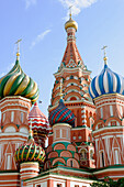 Basilius Kathedrale am südlichen Ende des Roten Platz, eigentlich Kathedrale des Basilius des Glückseligen, auch bekannt unter den Namen Mariae Schutz und Fuerbitten Kathedrale am Graben, Moskau, Russland