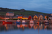 Außenaufnahme, Abendstimmung am Hafen von Dingle, Halbinsel Dingle, County Kerry, Irland, Europa