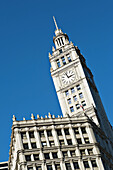 USA, Illinois, Chicago. Wrigley building, landmark building on Michigan Avenue, clock tower