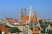 Frauenkirche and Rathaus (City Hall). Marienplatz. Munich. Bavaria. Germany