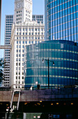 Wrigley Building und Trumptower, Chicago, Illinois, USA