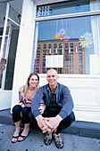 Two persons sitting in front of Restaurant Klee, Brasserie, Manhattan, New York, USA, America