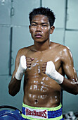 Fighter, Muay Thai (Thai Boxing), Lumpinee Stadium. Bangkok, Thailand