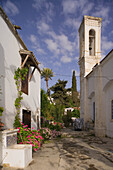 Karaman, Karmi, das ehemalige griechische Dorf, nordzyprisches Dorf mit mediterranem Flair, Pentadaktylos Gebirge, Nordzypern, Zypern