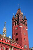 Rathaus und Rathaus Turm, Marktplatz, Basel, Schweiz