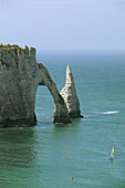 Porte d Aval d Etretat arch. Normandy. France