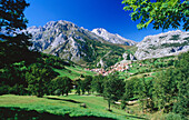 Central Massif and Sotres (Concejo de Cabrales). Picos de Europa National Park. Asturias, Spain