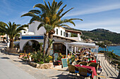 Terrasse des Na Caragola Restaurant, Sant Elm, Mallorca, Balearen, Spanien, Europa