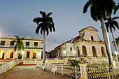 Night view of Plaza Mayor, La Santísima Trinidad parish church on the right. Trinidad. Sancti Spíritus. Cuba.