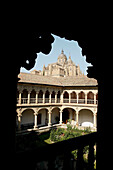 Cloister of Convento de las Dueñas and cathedral in background, Salamanca. Castilla-León, Spain