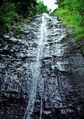 waterfall on oahu