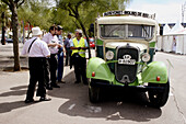 Chevrolet bus (bodywork Ayats), owner: Soler i Sauret, 1933. Exhibition of old buses in Barcelona