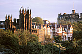 Old town skyline and castle. Edinburgh. Scotland. UK.