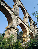 Roman aqueduct, also known as Pont del Diable (2th century A.D.). Tarragona, Catalonia, Spain