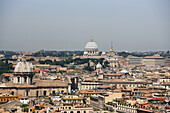 Blick über Rom mit Piazza Venetia, Rom, Italien
