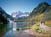 Maroon Bells Lake. Colorado, USA (Oct. 2007)