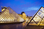 Musee du Louvre (Louvre Museum), the Pyramid and the exterior, Paris. France
