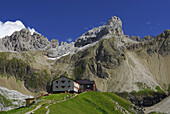 Alpine lodge Memminger hut with view to mount Seekopfle, Lechtal range, Tyrol, Austria